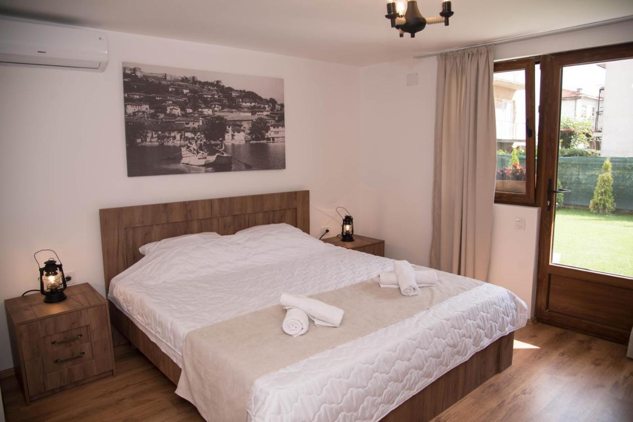 Guest House La Baja オフリド エクステリア 写真