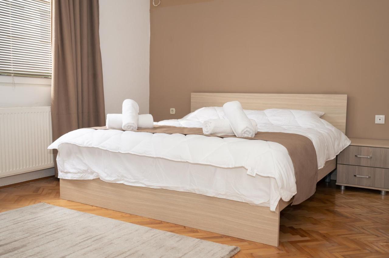 Guest House La Baja オフリド エクステリア 写真